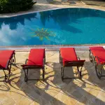 Scegliere il lettino prendisole: relax en plein air