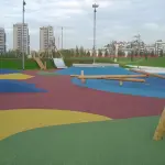 Pavimenti antitrauma per parchi gioco e giardini